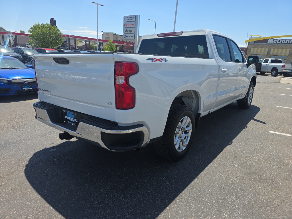 2023 Chevrolet Silverado 1500 LT photo 4