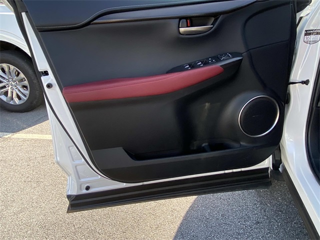 2021 Lexus NX 300 photo 16