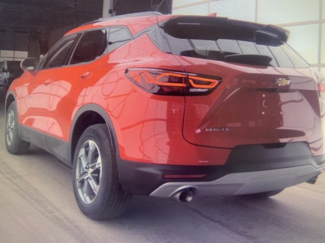 2023 Chevrolet Blazer 2LT photo 3