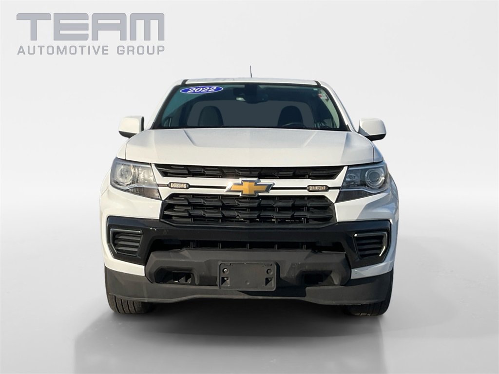 2022 Chevrolet Colorado LT photo 2