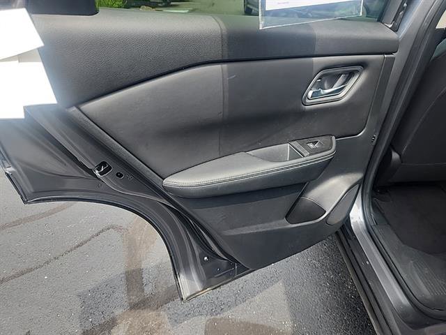 2024 Nissan Rogue SV photo 14