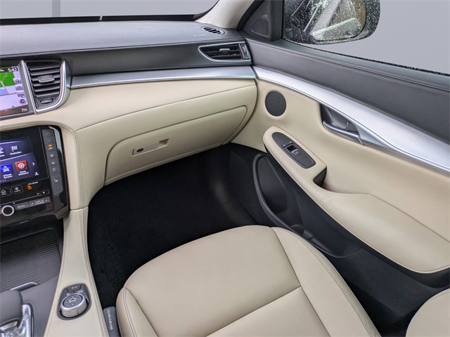 2019 Infiniti QX50 Luxe photo 16