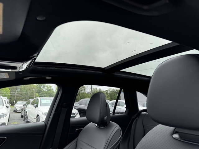 2025 Mercedes Benz GLC 300 4MATIC photo 17