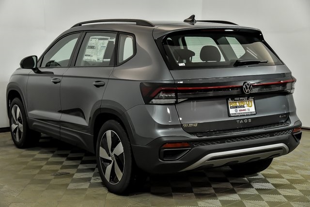 2025 Volkswagen Taos S photo 4
