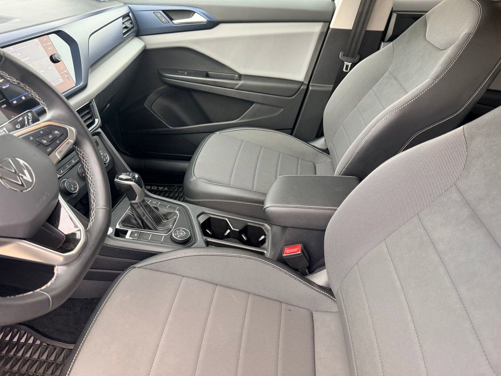 2022 Volkswagen Taos SE photo 4