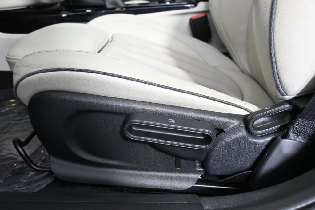 2019 Mini Cooper Base S ALL4 photo 21
