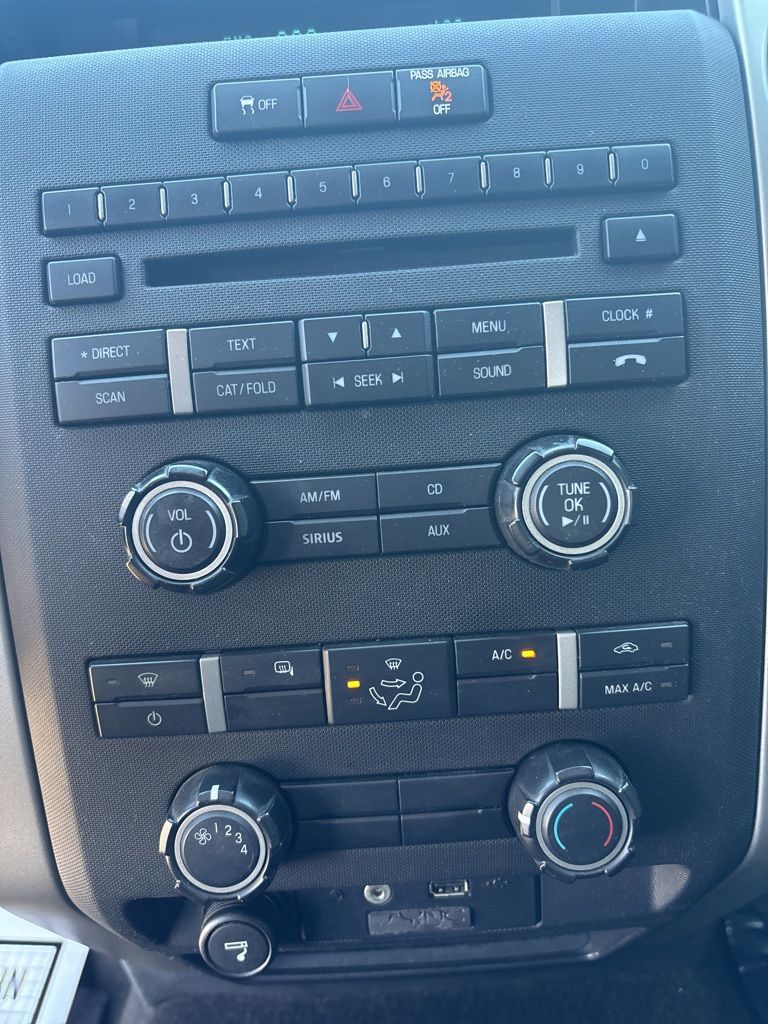 2012 Ford F-150 XLT photo 18