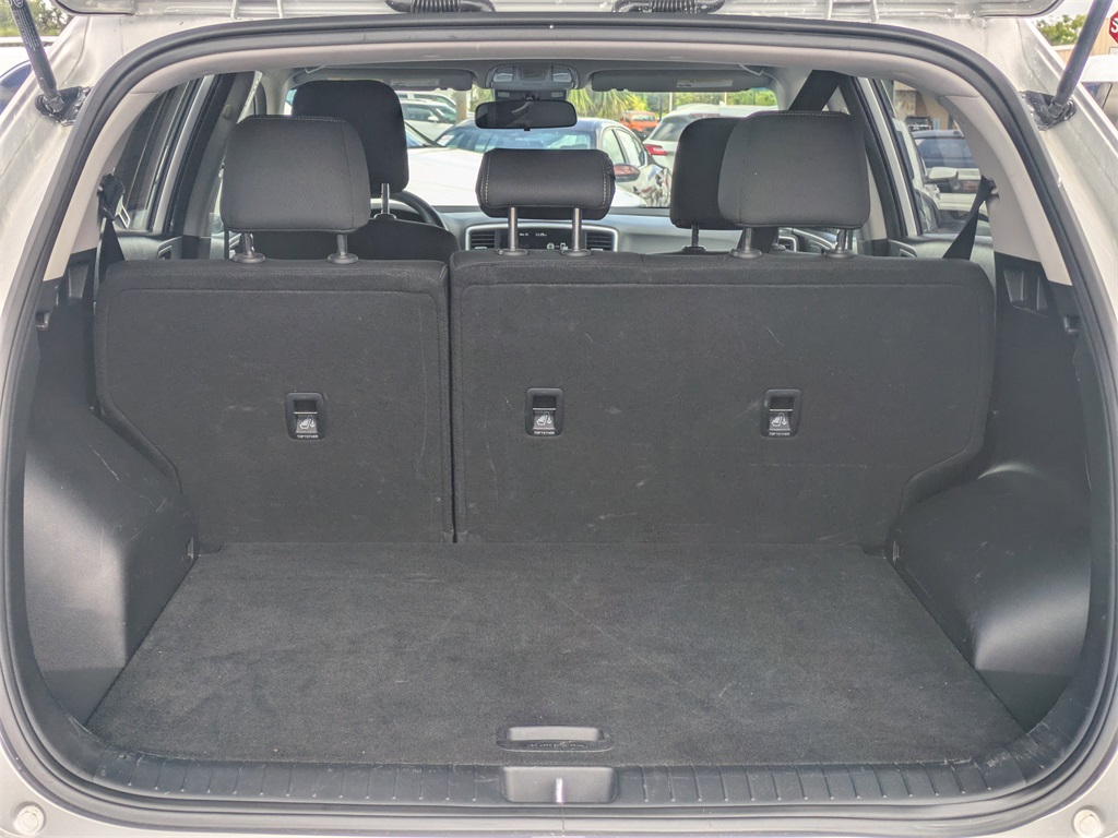 2021 Kia Sportage LX photo 12