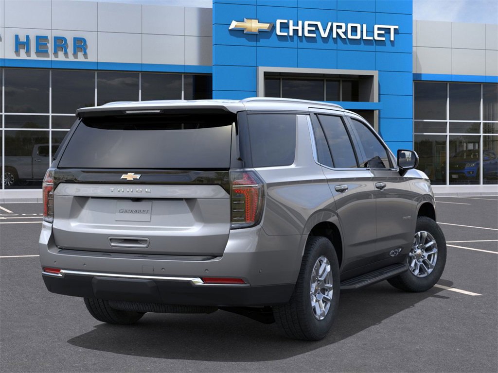 2025 Chevrolet Tahoe LS photo 4