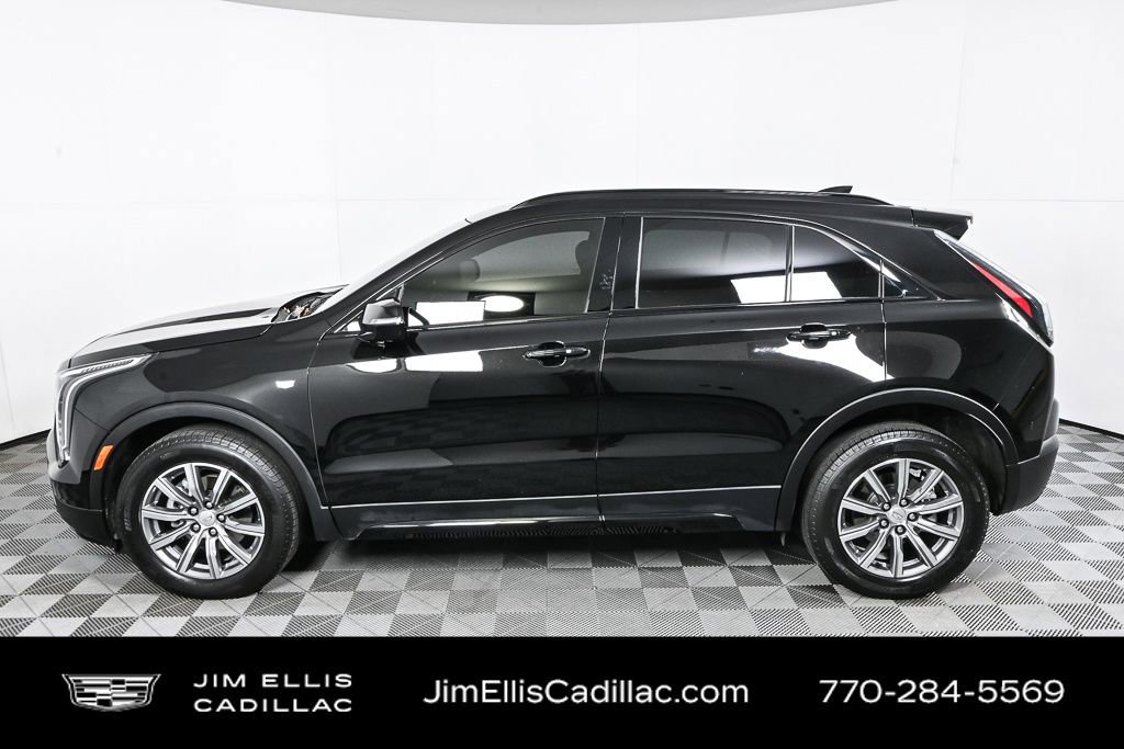 2023 Cadillac XT4 Sport photo 2