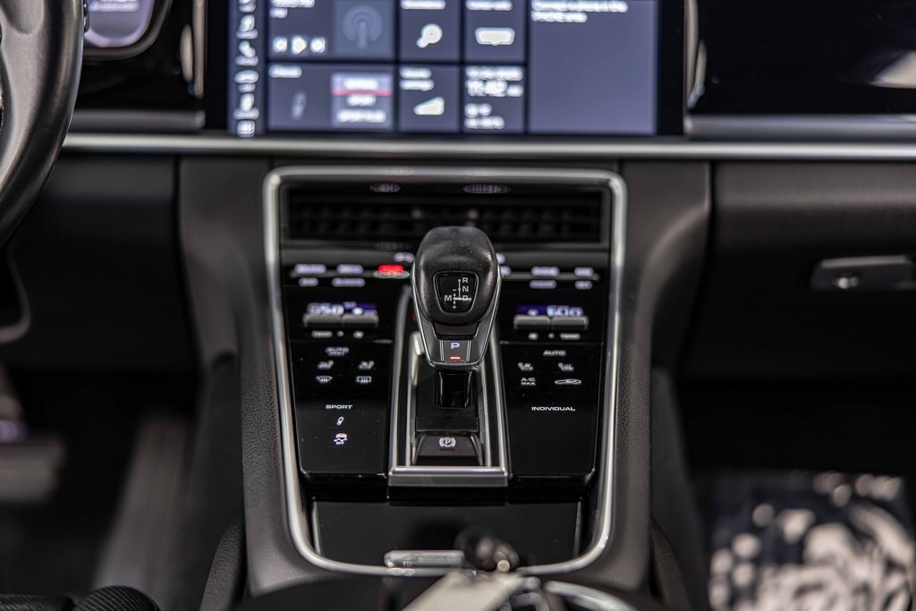 2019 PORSCHE PANAMERA - Image 40