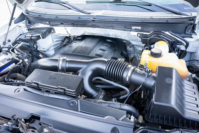 2014 Ford F-150 XLT photo 30