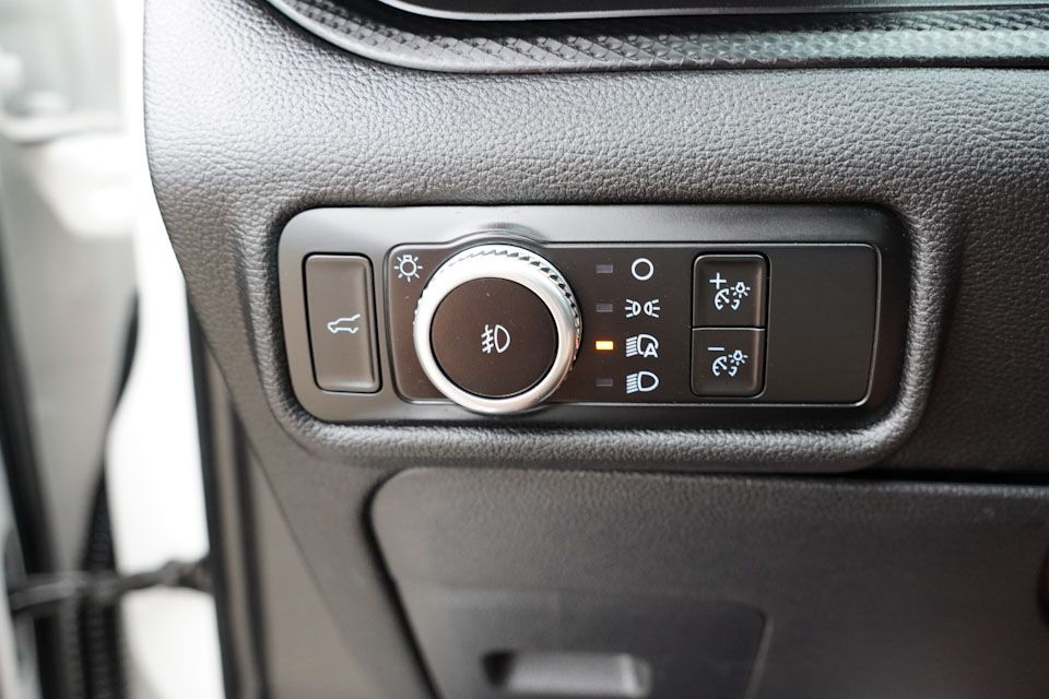 2023 Ford Explorer ST-Line photo 26