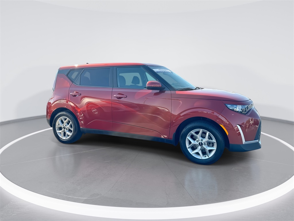 2023 Kia Soul S photo 9
