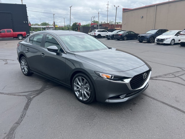 2025 Mazda Mazda3 Preferred's photo