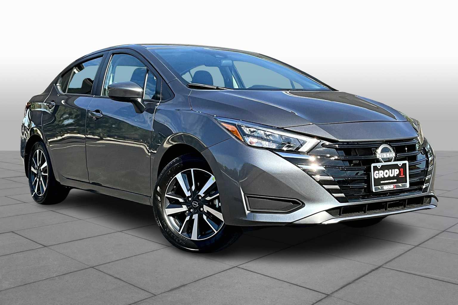 2025 Nissan Versa SV photo 2