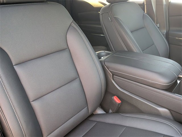 2026 Chevrolet Traverse photo 38
