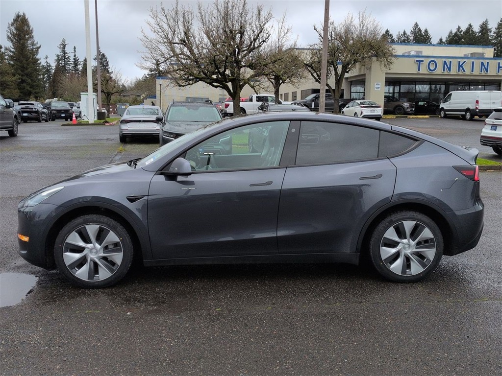Used 2021 Tesla Model Y Long Range with VIN 5YJYGDEE2MF278416 for sale in Hillsboro, OR