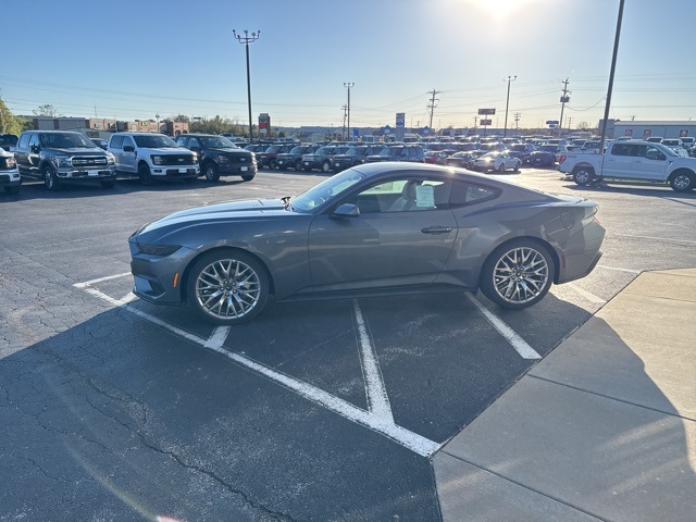 2026 Ford Mustang EcoBoost Premium photo 3