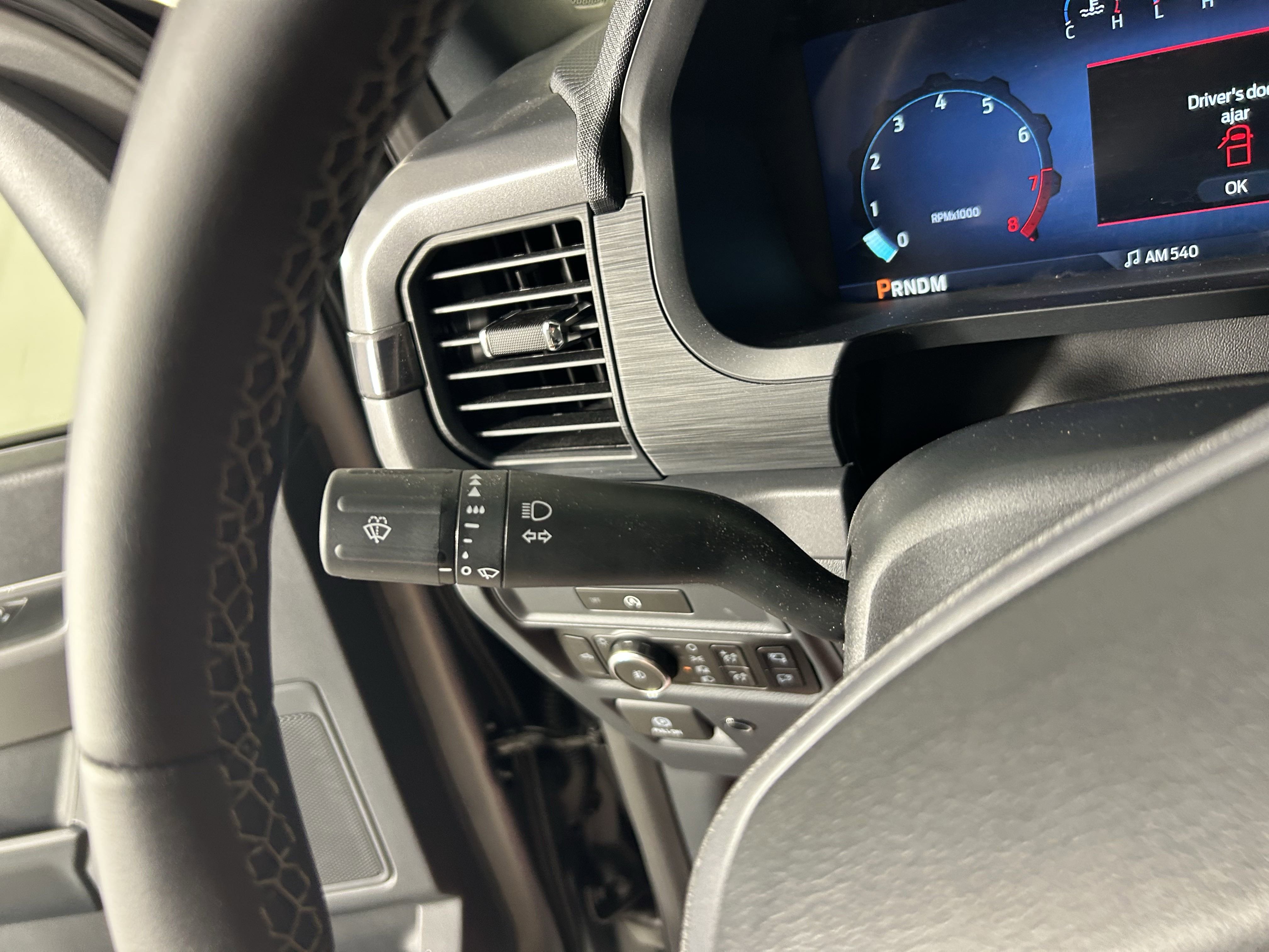 2025 Ford F-150 XLT photo 23