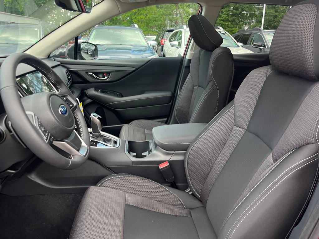 2025 Subaru Outback Premium photo 3
