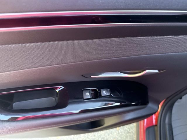 2022 Hyundai Tucson Limited photo 9
