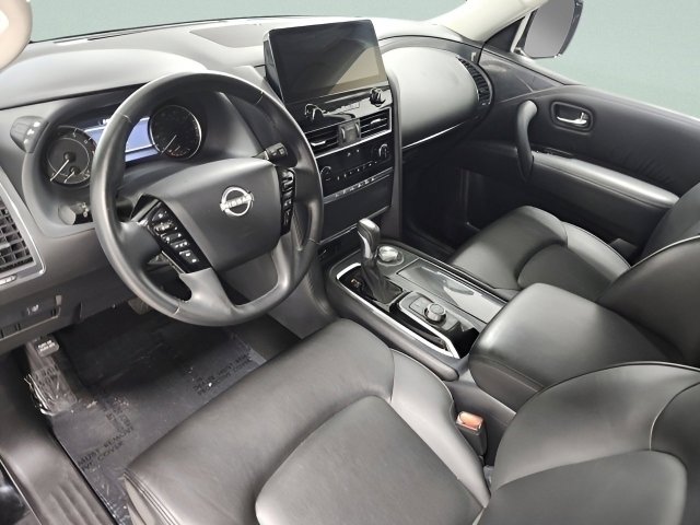 2022 Nissan Armada SV photo 16