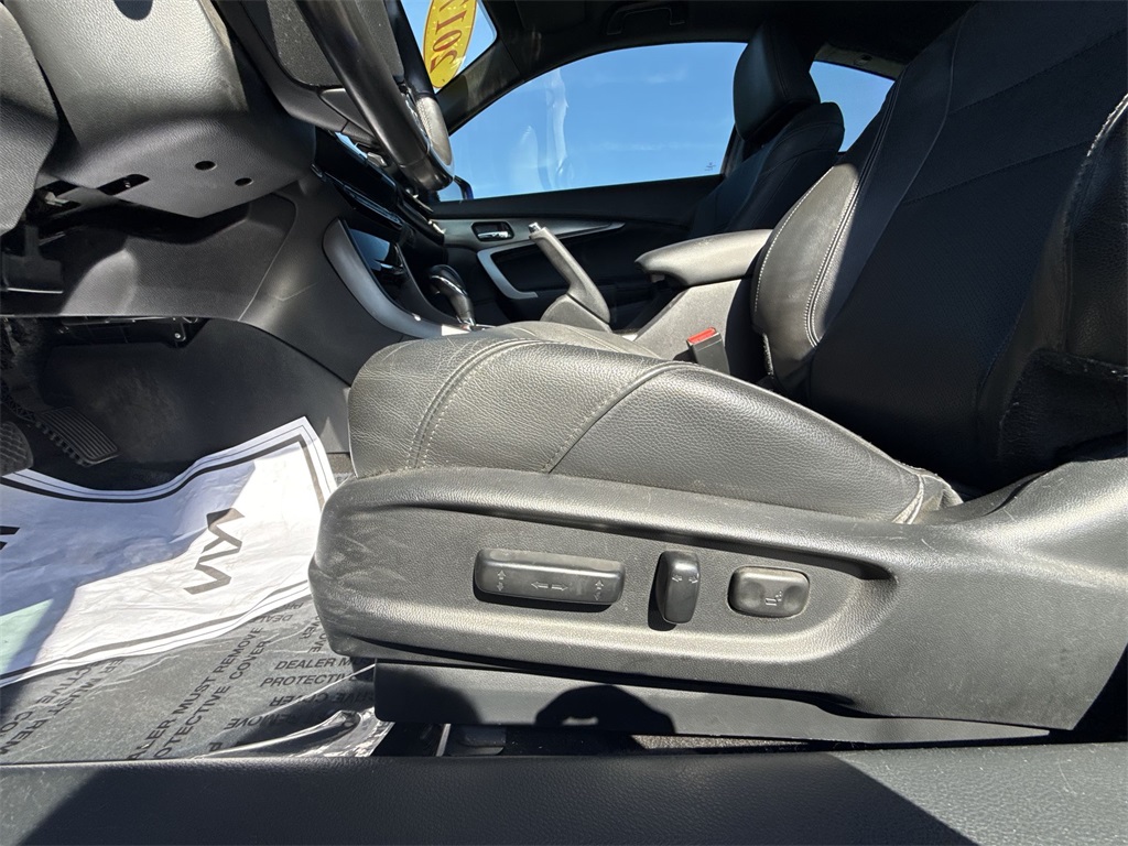 2017 Honda Accord EX-L V6 photo 14