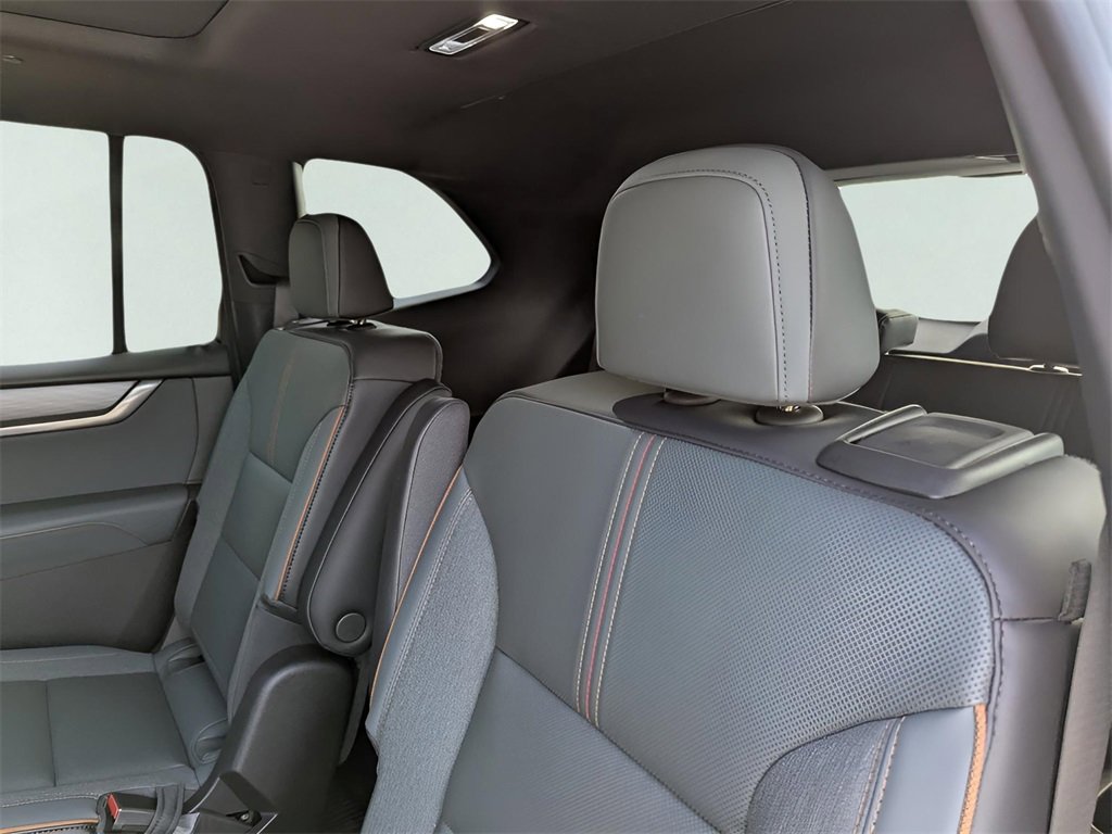 2026 Gmc Acadia AT4 photo 12