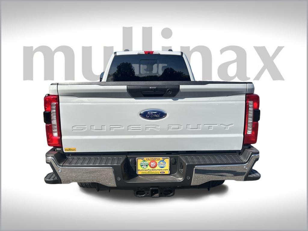 2026 Ford F-350 photo 4