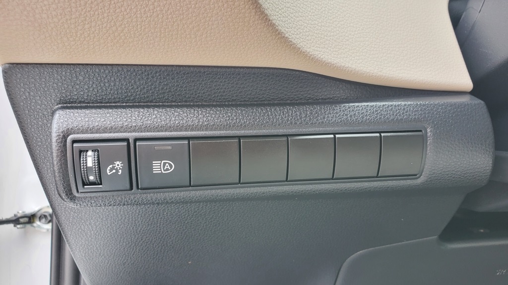 2022 Toyota Corolla LE photo 16