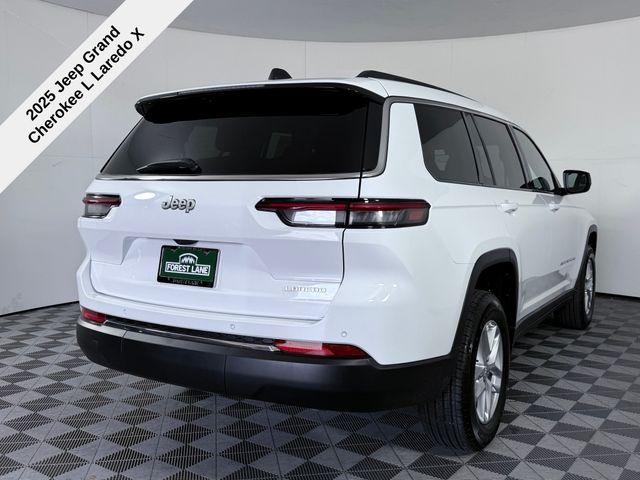 2025 Jeep Grand Cherokee Laredo X photo 8