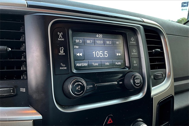 2015 Ram 1500 SLT photo 13