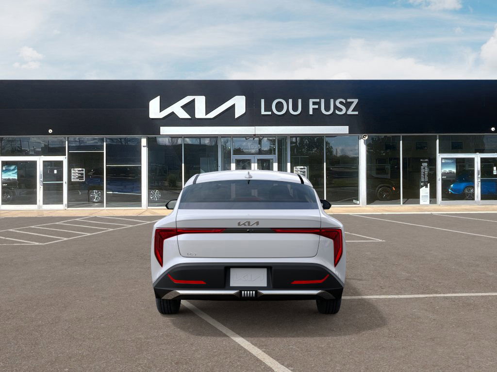 2025 Kia K4 LXS photo 3