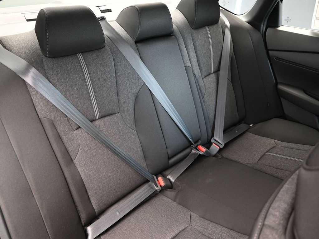2025 Honda Accord Hybrid Sport photo 32