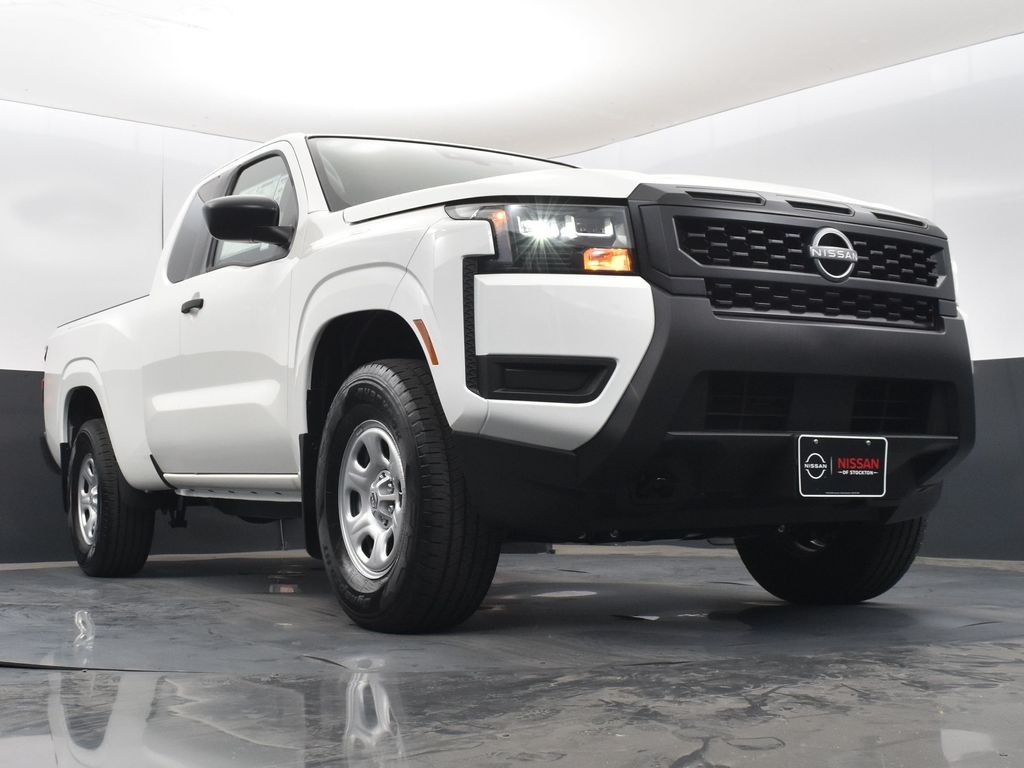 2026 Nissan Frontier S photo 31