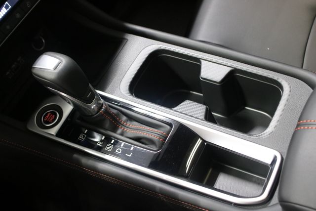 2025 Nissan Sentra SR photo 15