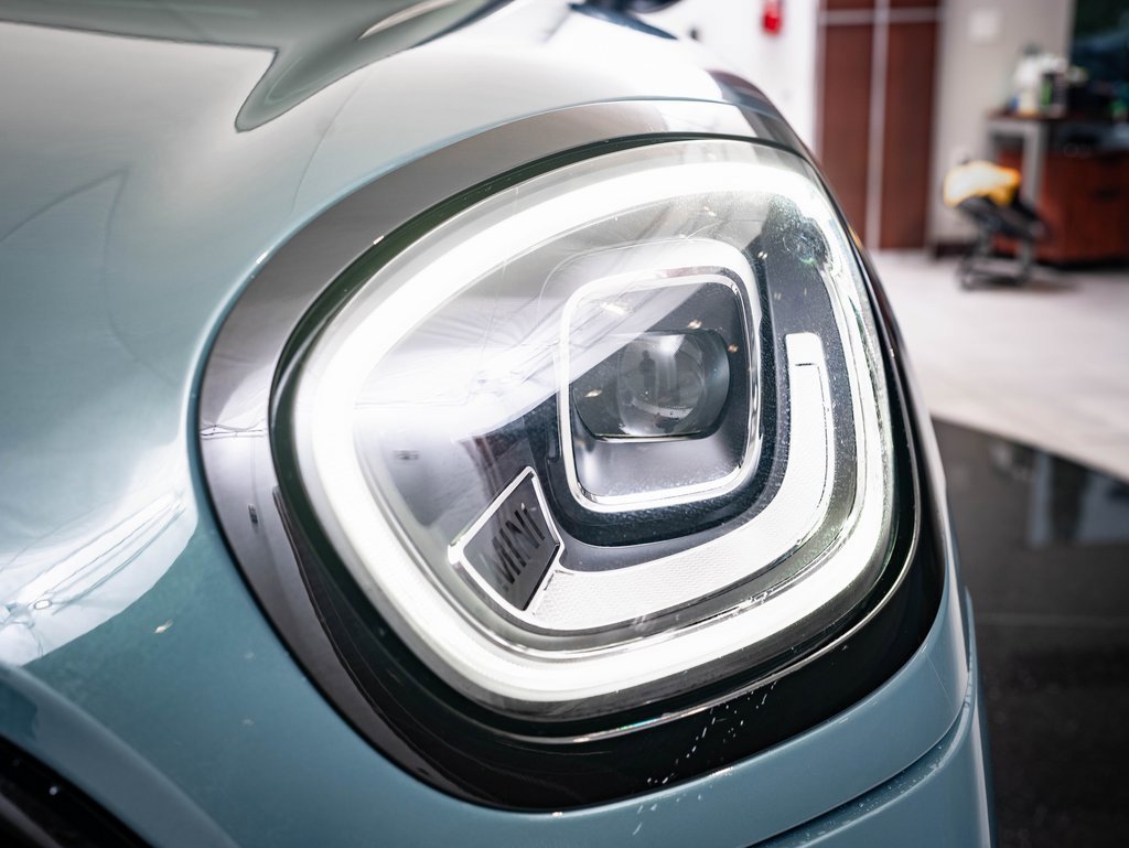 2022 Mini Cooper S ALL4 photo 14