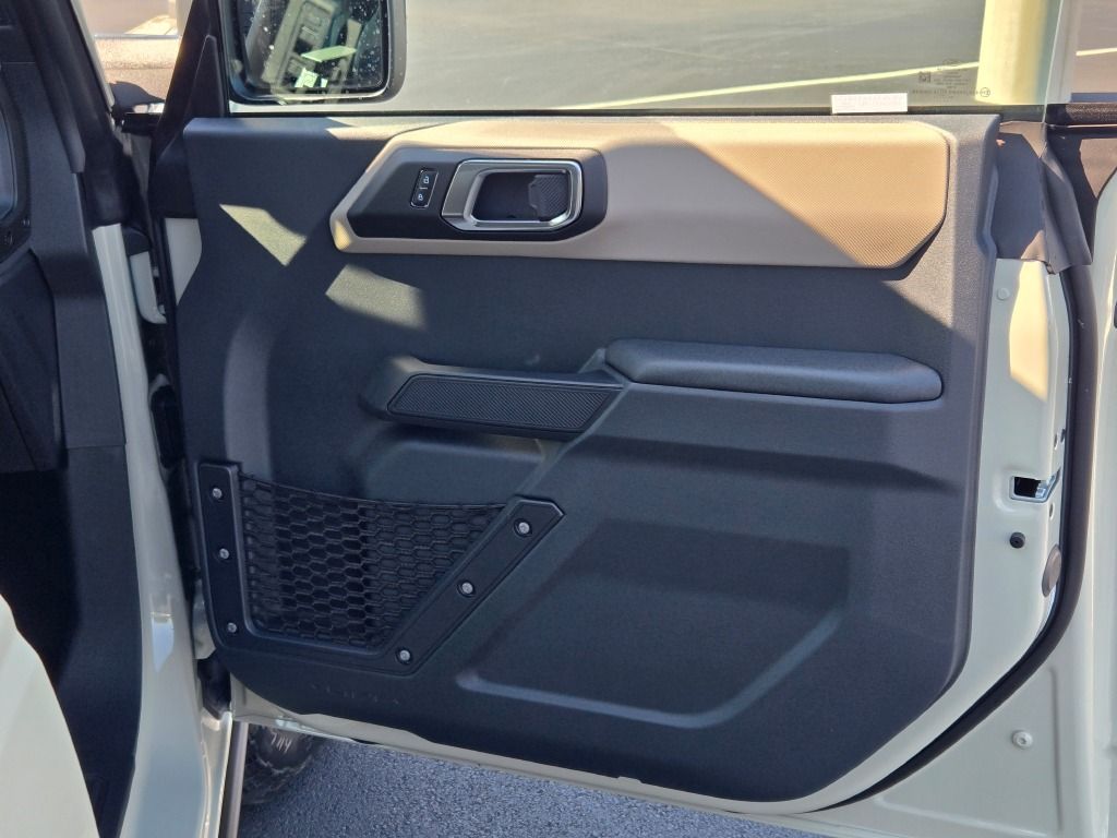 2025 Ford Bronco Big Bend photo 4