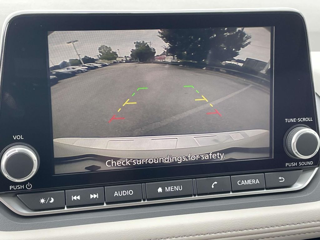 2025 Nissan Rogue SV photo 20