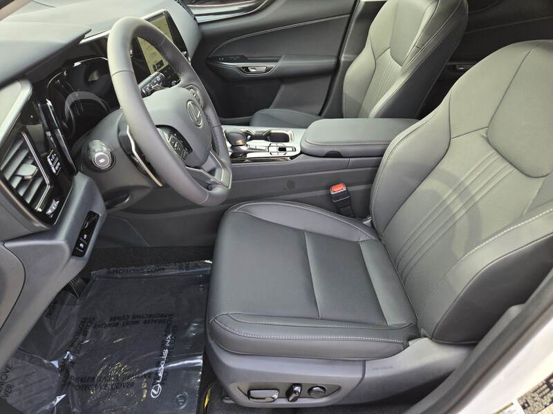 2026 Lexus NX 350 photo 6