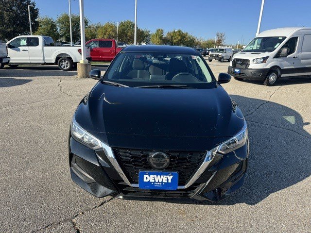 2023 Nissan Sentra SV photo 2