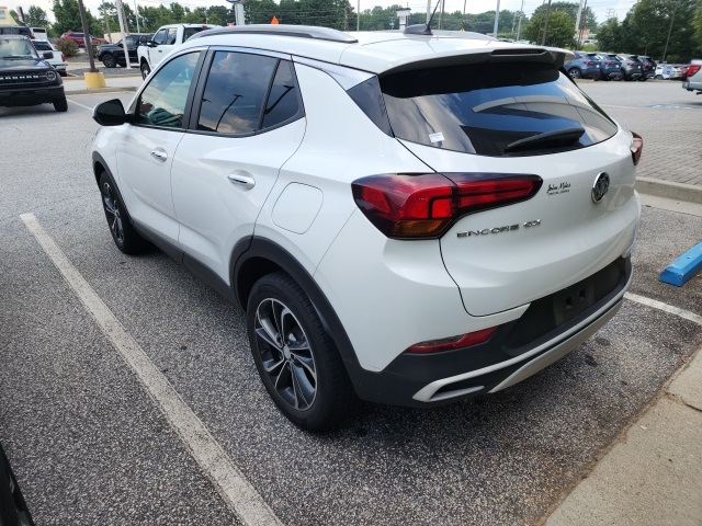 2022 Buick Encore GX Select photo 3