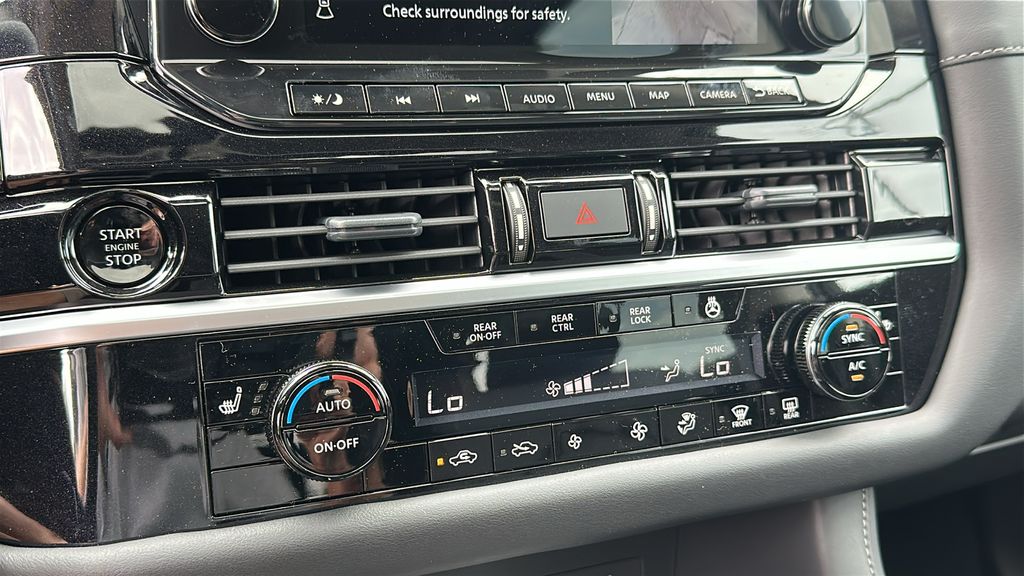 2025 Nissan Pathfinder SL photo 19