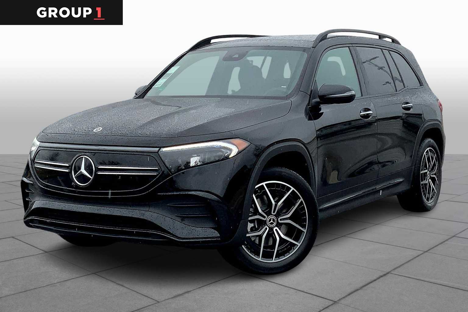 2025 Mercedes Benz EQB 300 4MATIC photo 3