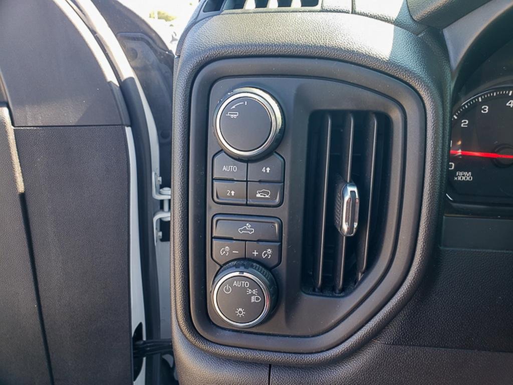 2021 Chevrolet Silverado 1500 photo 11
