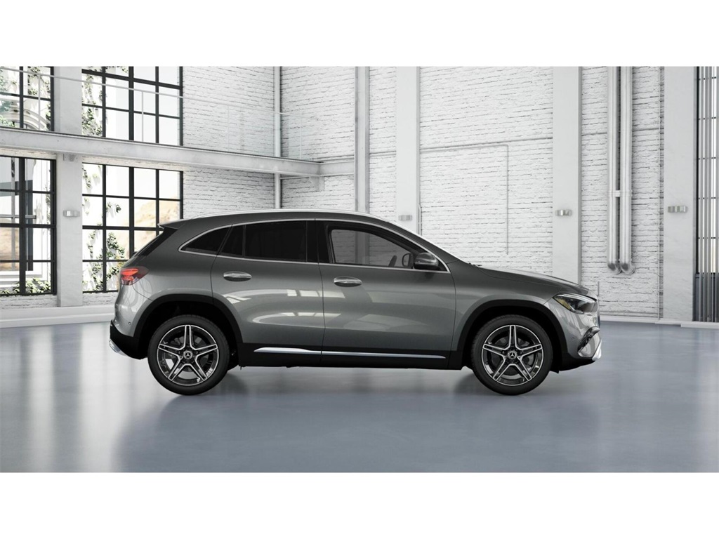 2026 Mercedes Benz GLA 250 4MATIC photo 2