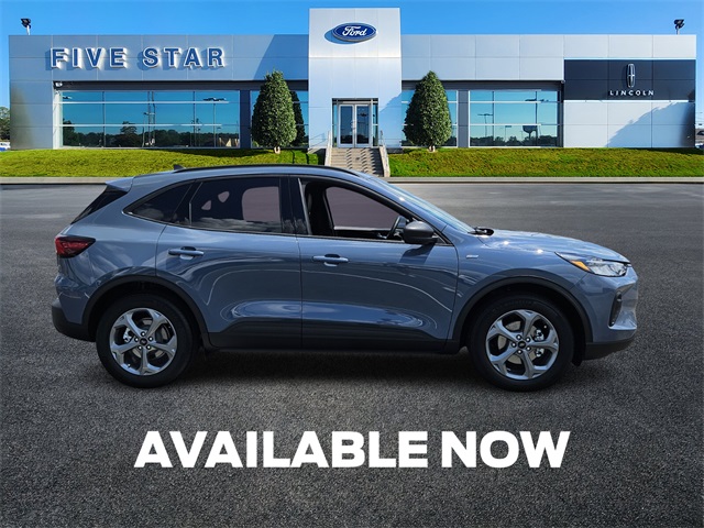 2025 Ford Escape ST-Line photo 9