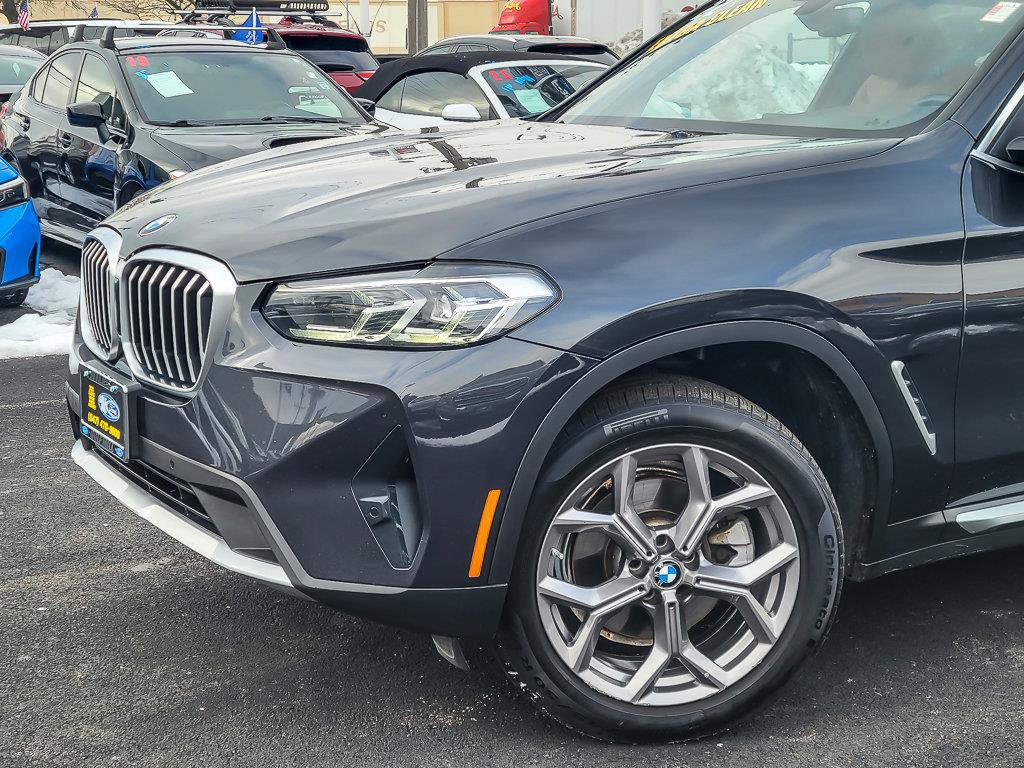 2022 BMW X3 - Image 2