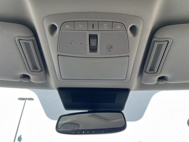 2024 Nissan Armada SL photo 18